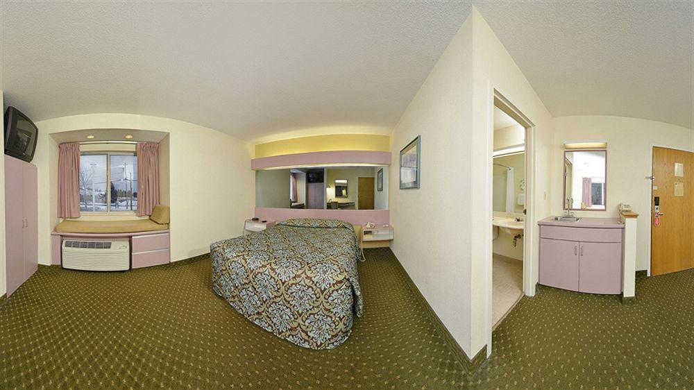 Americas Best Value Inn - East Syracuse Buitenkant foto